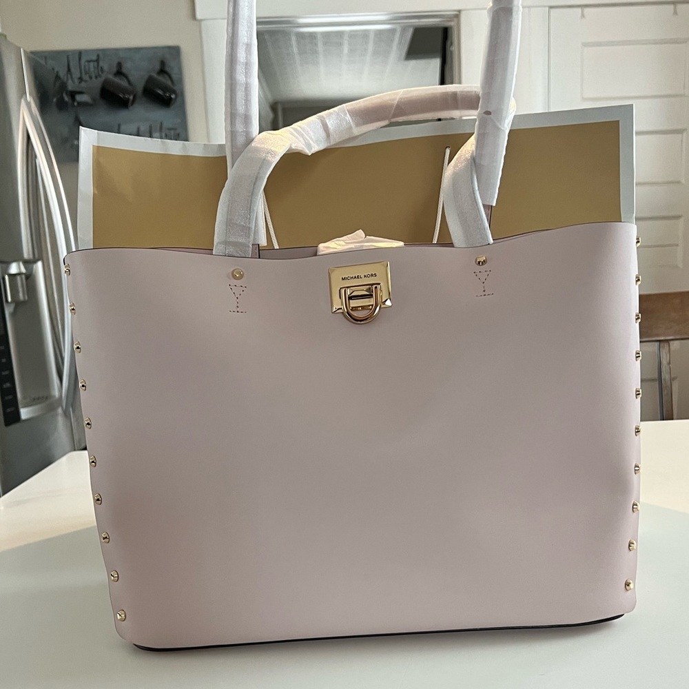 Michael Kors Manhattan Large Leather Tote Studded Powder Blush Leather